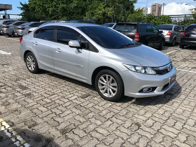 Carro Honda Civic 2014 New  LXR 2.0 i-VTEC (Aut) (Flex)