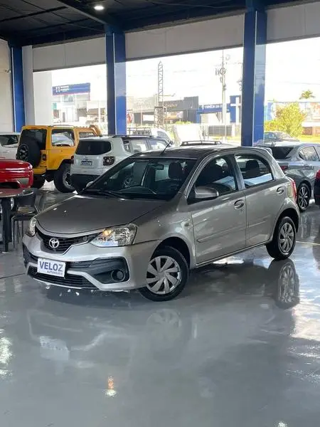 Carro Toyota Etios 2018 Ready 1.5 (Aut) (Flex)