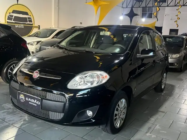 Carro Fiat Palio 2013 Attractive 1.4 8V (Flex)