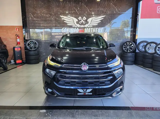 Carro Fiat Toro 2019 2.0 TDI Volcano Auto 4WD