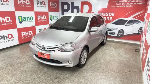 Carro Toyota Etios 2013 XLS 1.5 (Flex)
