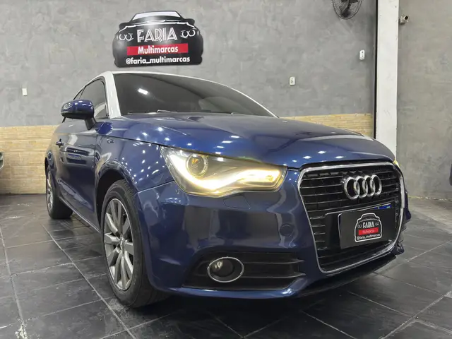 Carro Audi A1 2011 1.4 TFSI Attraction S Tronic