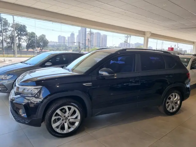 Carro Volkswagen Taos 2023 Comfortline 1.4 TSI