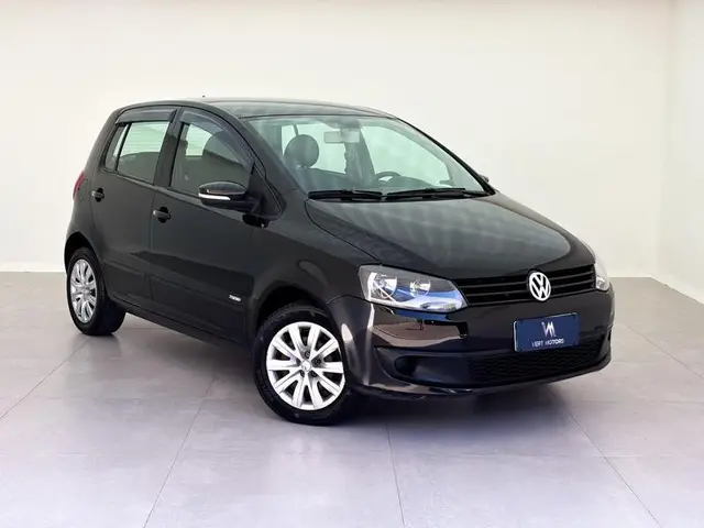 Carro Volkswagen Fox 2013 1.0 VHT (Flex) 4p