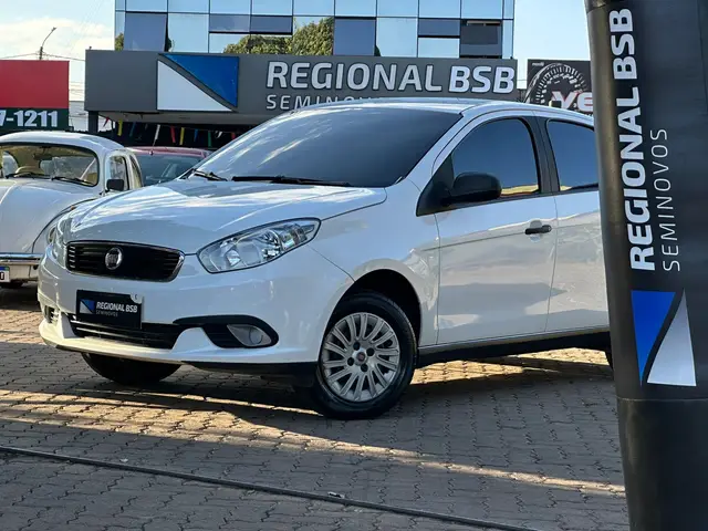 Carro Fiat Grand Siena 2018 Attractive 1.0 (Flex)