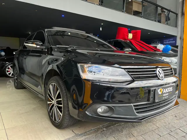 Carro Volkswagen Jetta 2014 2.0 TSI Highline DSG