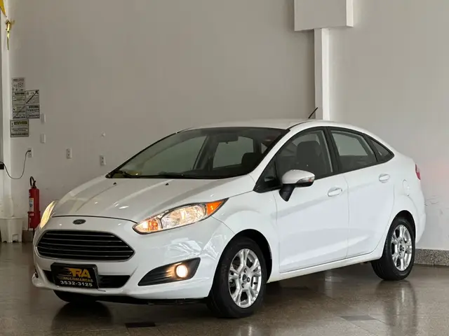 Carro Ford New Fiesta Hatch 2015 New Fiesta SE 1.6 16V PowerShift