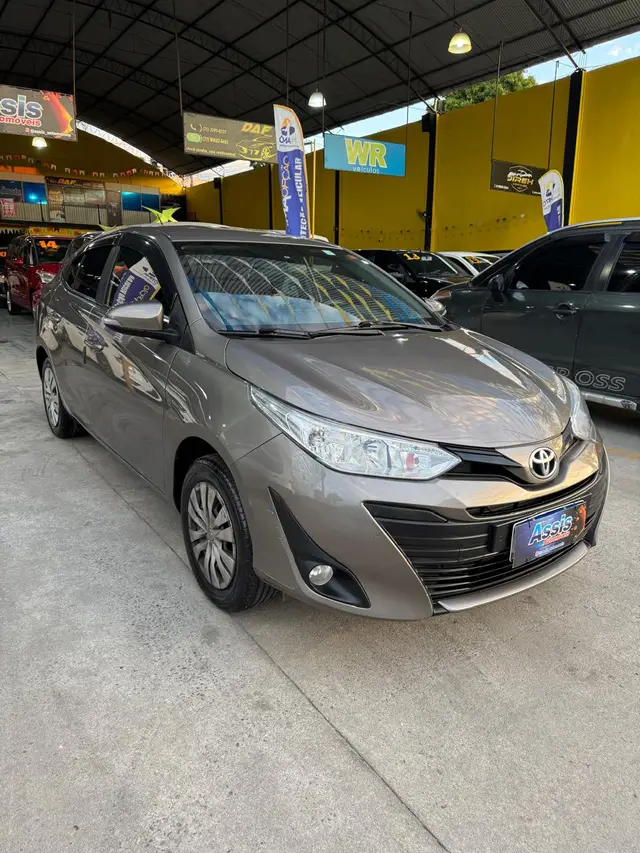 Carro Toyota Yaris Sedan 2020 1.5 XL CVT (Flex)