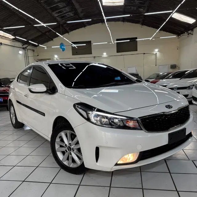 Carro Kia Cerato 2019 1.6 AT E.395