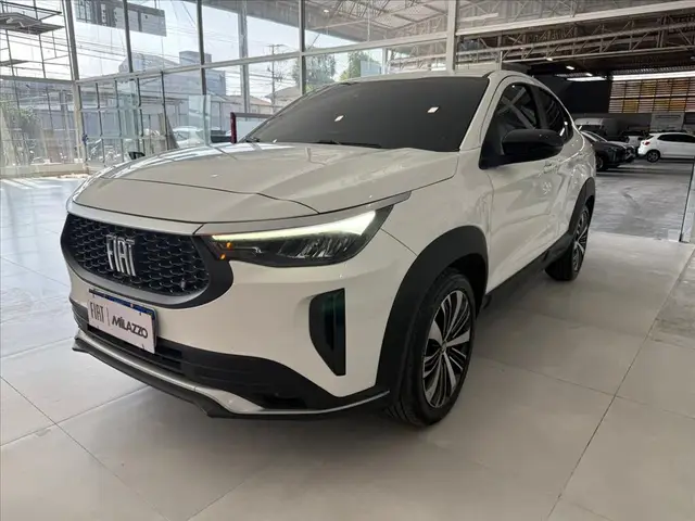 Carro Fiat Fastback 2024 Turbo 200