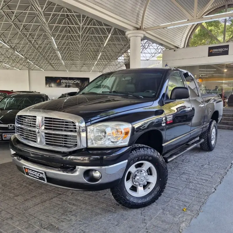 Dodge 2500 Heavy Duty SLT CD 5.9