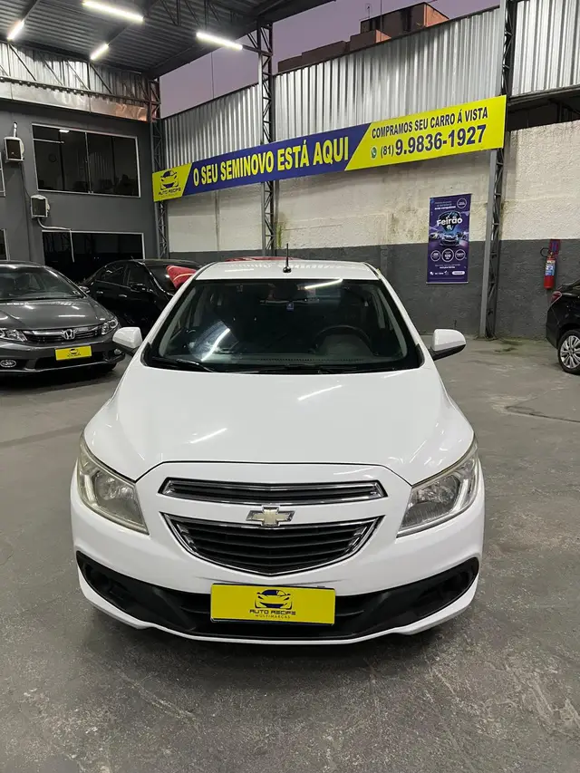 Carro Chevrolet Onix 2014 1.0 LT SPE/4