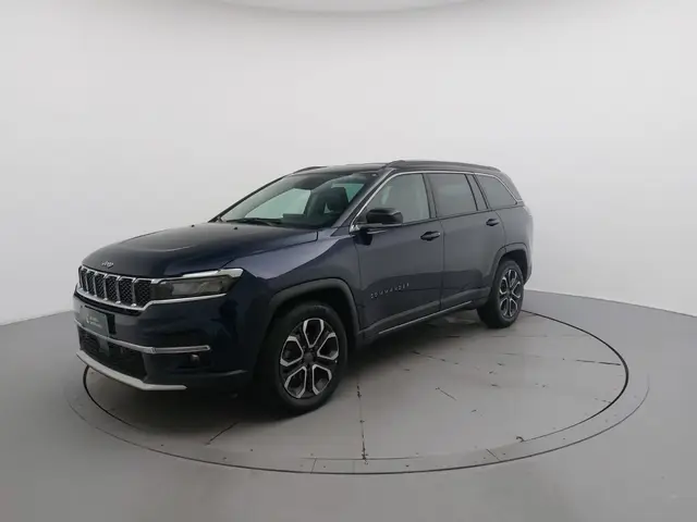 Carro Jeep Commander 2023 Limited 1.3 T270