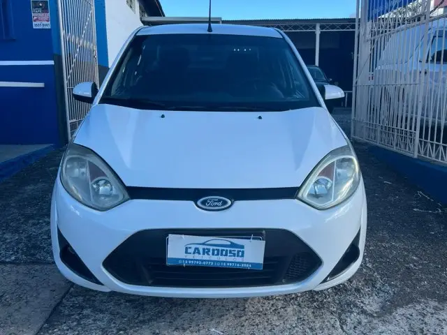 Carro Ford Fiesta Sedan 2014 SE 1.6 Rocam (Flex)