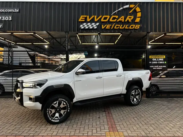 Carro Toyota Hilux Cabine Dupla 2019 Hilux 2.8 16v TDI SRV CD 4x4 (Aut)