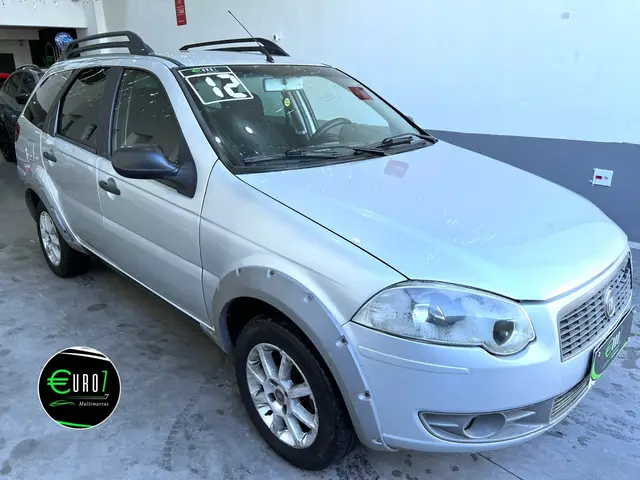 Carro Fiat Palio Weekend 2012 Trekking 1.6 16V (Flex)