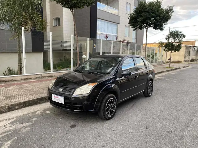 Carro Ford Fiesta Hatch 2008 1.0 (Flex)