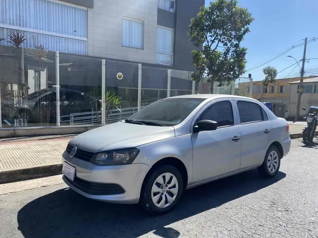 Carro Volkswagen Voyage 2015 1.0 TEC City (Flex)