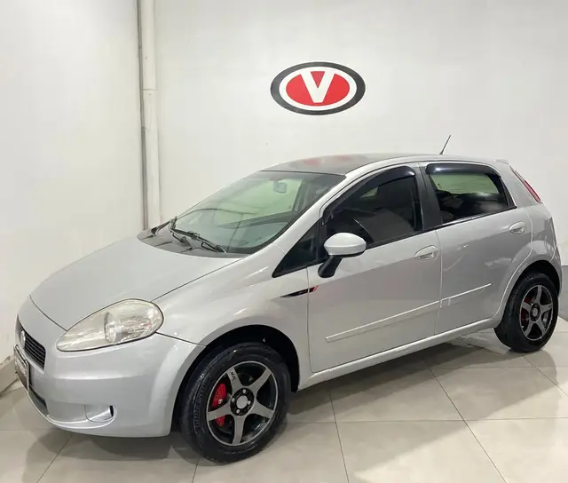 Carro Fiat Punto 2011 Attractive 1.4 (Flex)
