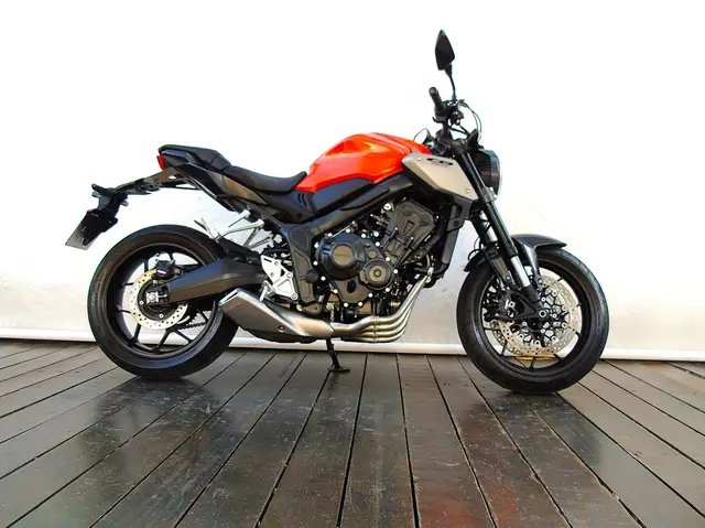 Moto Honda CB 650R 2024 (ABS)
