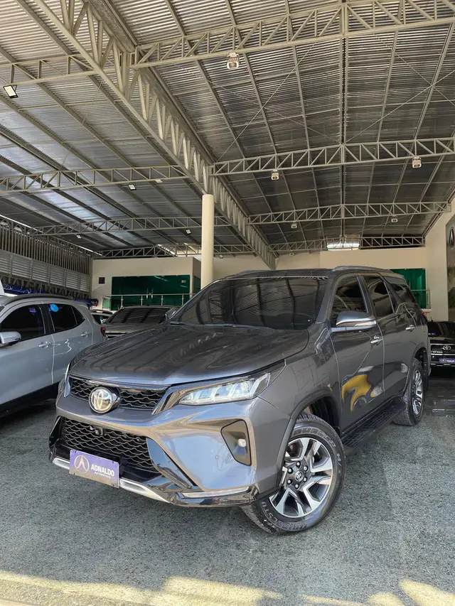 Carro Toyota SW4 2024 Diamond  2.8 Turbodiesel 4x4 (Aut.)