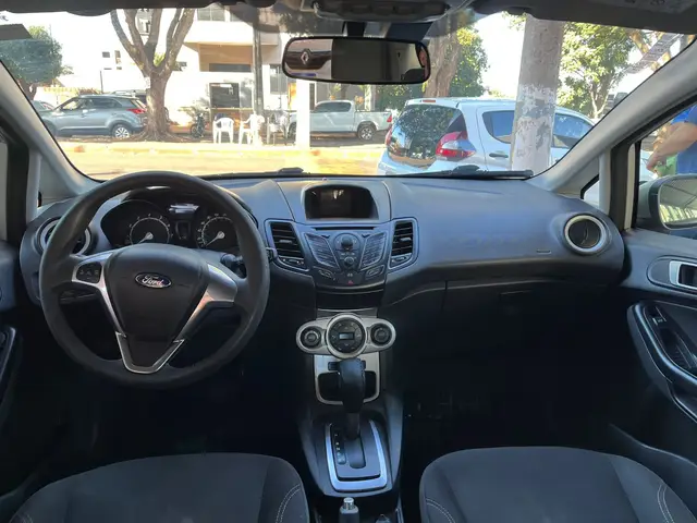 Carro Ford New Fiesta Hatch 2015 New Fiesta SE 1.6 16V PowerShift