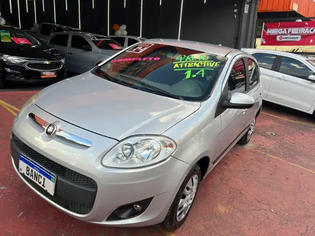 Carro Fiat Palio 2014 Attractive 1.4 8V (Flex)