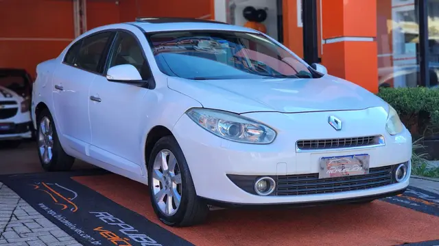 Carro Renault Fluence 2013 2.0 16V Privilege (Aut) (Flex)