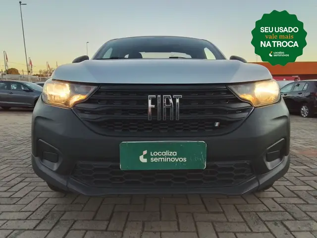 Carro Fiat Strada 2023 Endurance 1.4 Cabine Plus (Flex)