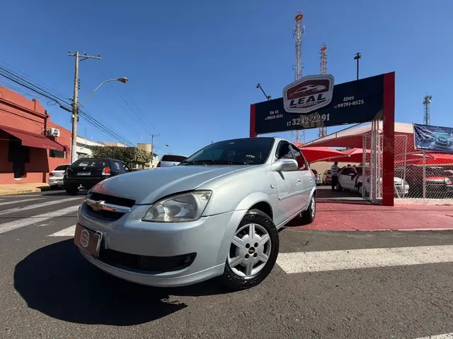 Carro Chevrolet Classic 2011 1.0 VHC (Flex)