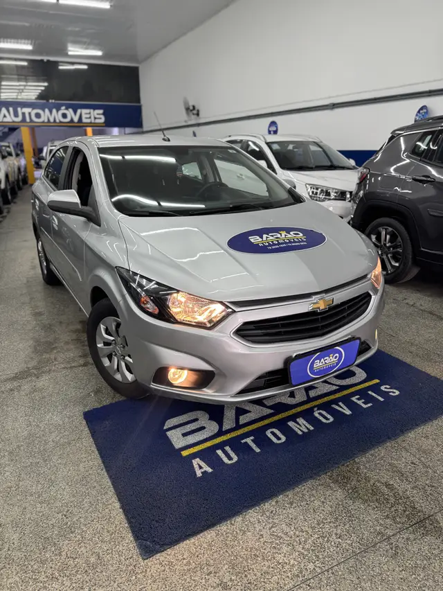 Carro Chevrolet Onix 2017 1.0 LT SPE/4