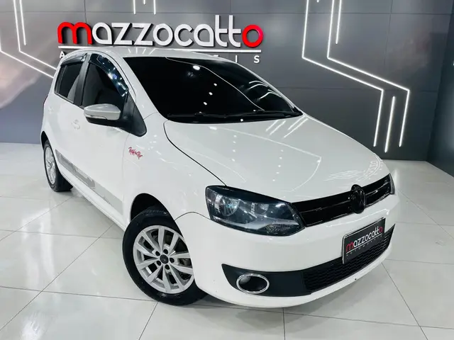 Carro Volkswagen Fox 2014 1.6 VHT Rock in Rio (Flex)