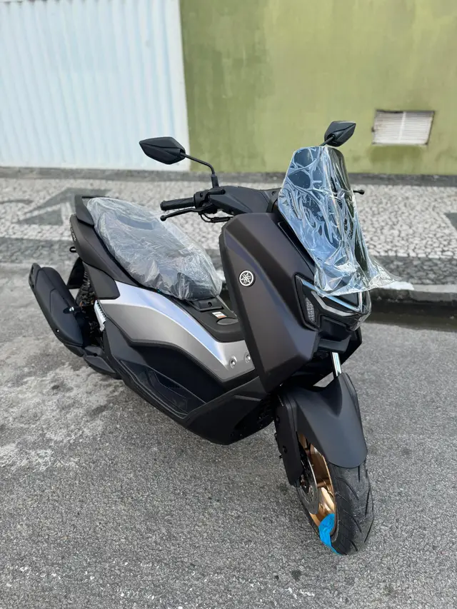 Moto Yamaha NMax 2025 Connected 160 ABS