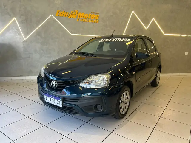 Carro Toyota Etios 2018 X 1.3 (Flex)