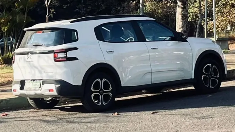Citroën e Peugeot testam seus SUVs com tecnologia dos Fiat Pulse e Fastback