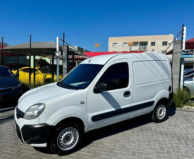 Carro Renault Kangoo Express 2018 1.6 16V (Flex)