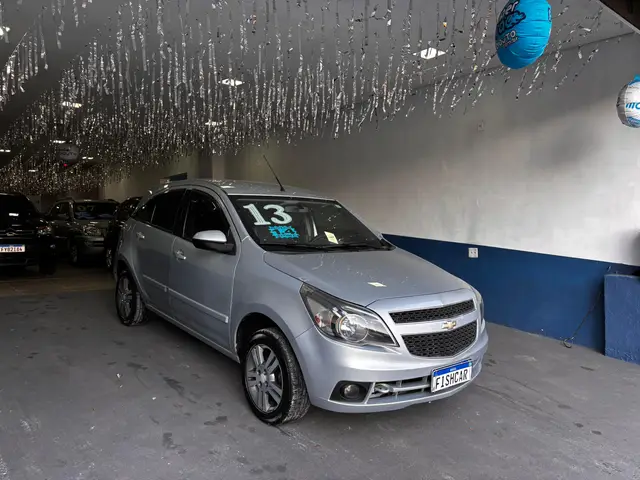 Carro Chevrolet Agile 2013 LTZ 1.4 8V (Flex)