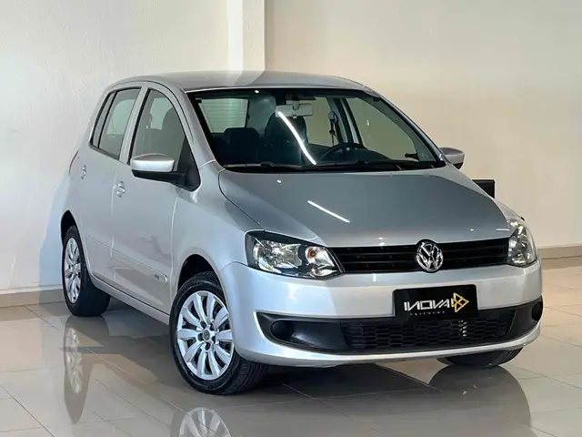Carro Volkswagen Fox 2013 1.6 VHT (Flex)