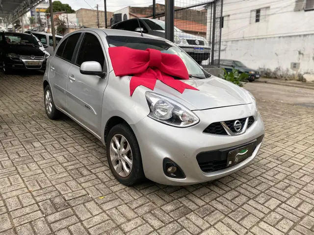 Carro Nissan March 2018 1.6 16V SV (Flex)
