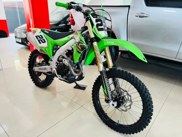 Moto Kawasaki KX 450 2021 450F