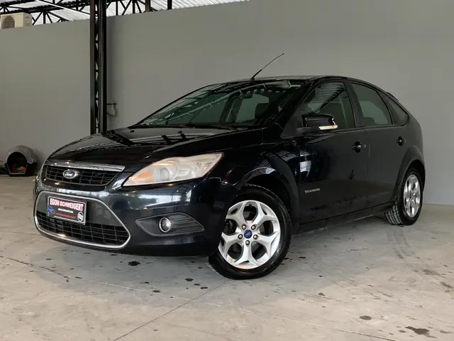 Carro Ford Focus Hatch 2012 Titanium 2.0 16V (Aut)