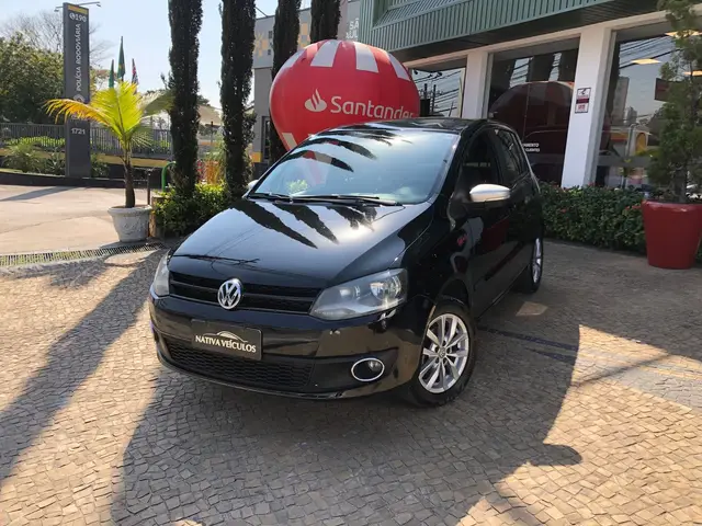Carro Volkswagen Fox 2014 1.6 VHT Rock in Rio (Flex)