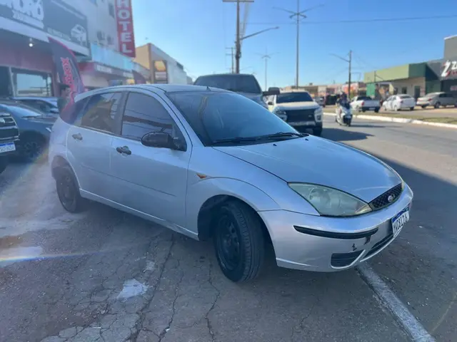 Carro Ford Focus Hatch 2007 GLX 1.6 8V