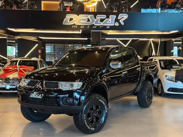 Carro Mitsubishi L200 Triton 2013 3.2 DI-D 4x4