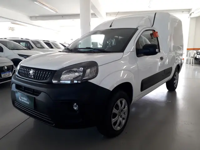 Carro Peugeot Partner Rapid 2024 Business Pack