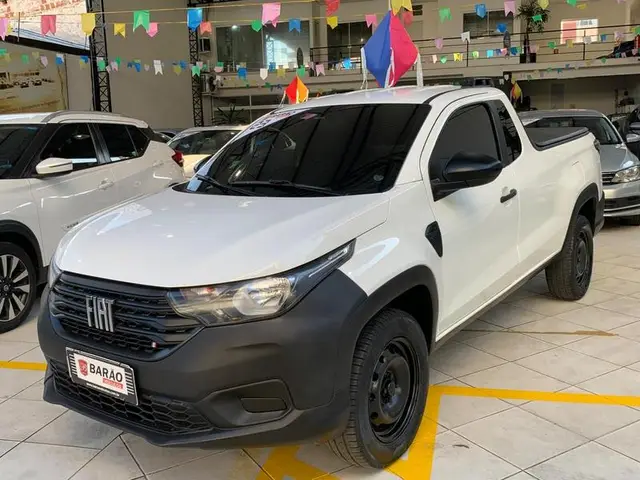 Carro Fiat Strada 2023 Endurance 1.4 Cabine Plus (Flex)