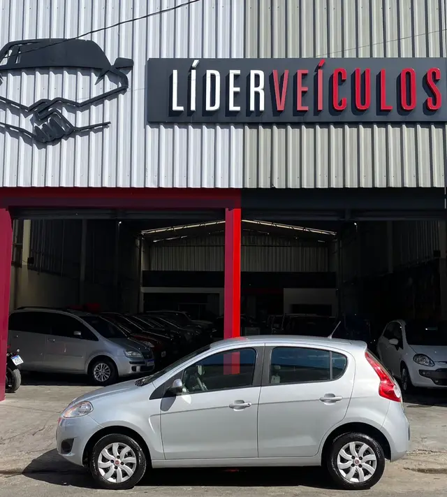 Carro Fiat Palio 2016 Attractive 1.4 Evo (Flex)