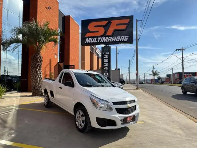 Carro Chevrolet Montana 2021 LS 1.4 (Flex)