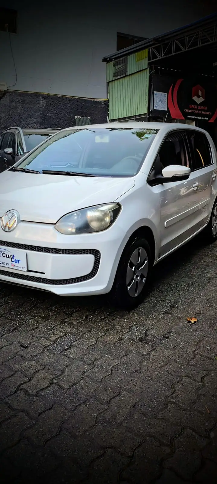Volkswagen Up! 1.0 12v E-Flex move up! 4p
