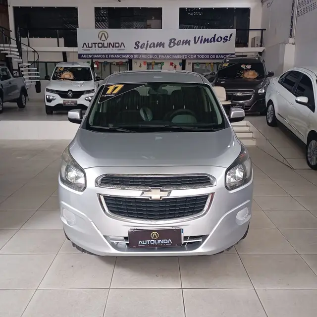 Carro Chevrolet Spin 2017 LS 5S 1.8 (Flex)